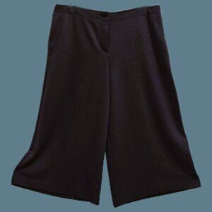 New York & Company Stretch Black Soft Capri Pants - M